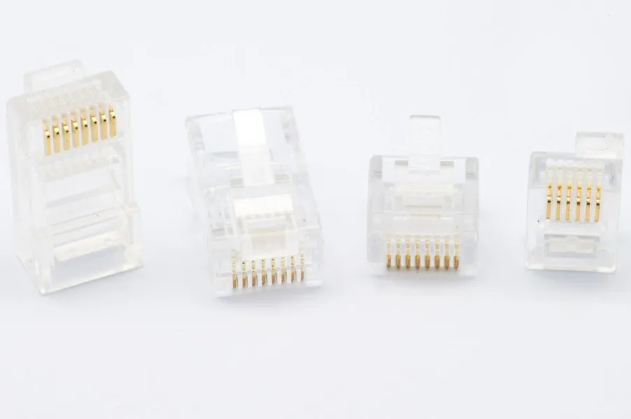 Bag of 100 Connectors RJ45 (Round Solid)